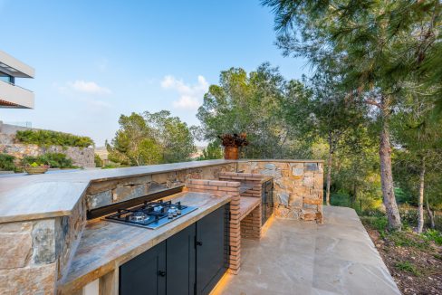 o_1ekjbt61v1sem1n8hlo35v11deq3a