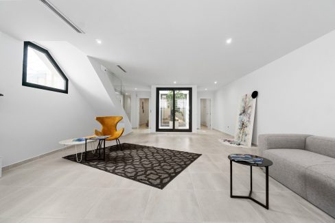 o_1ekm38ru91ad11khbci2r6v16sh2g