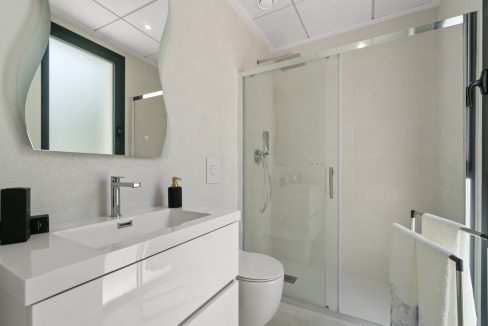 o_1ekm38ru9mm017tt1o8ukpguhv2e