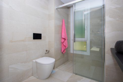 o_1ekr9im0l1nnb5hb1i1g19im18cn31