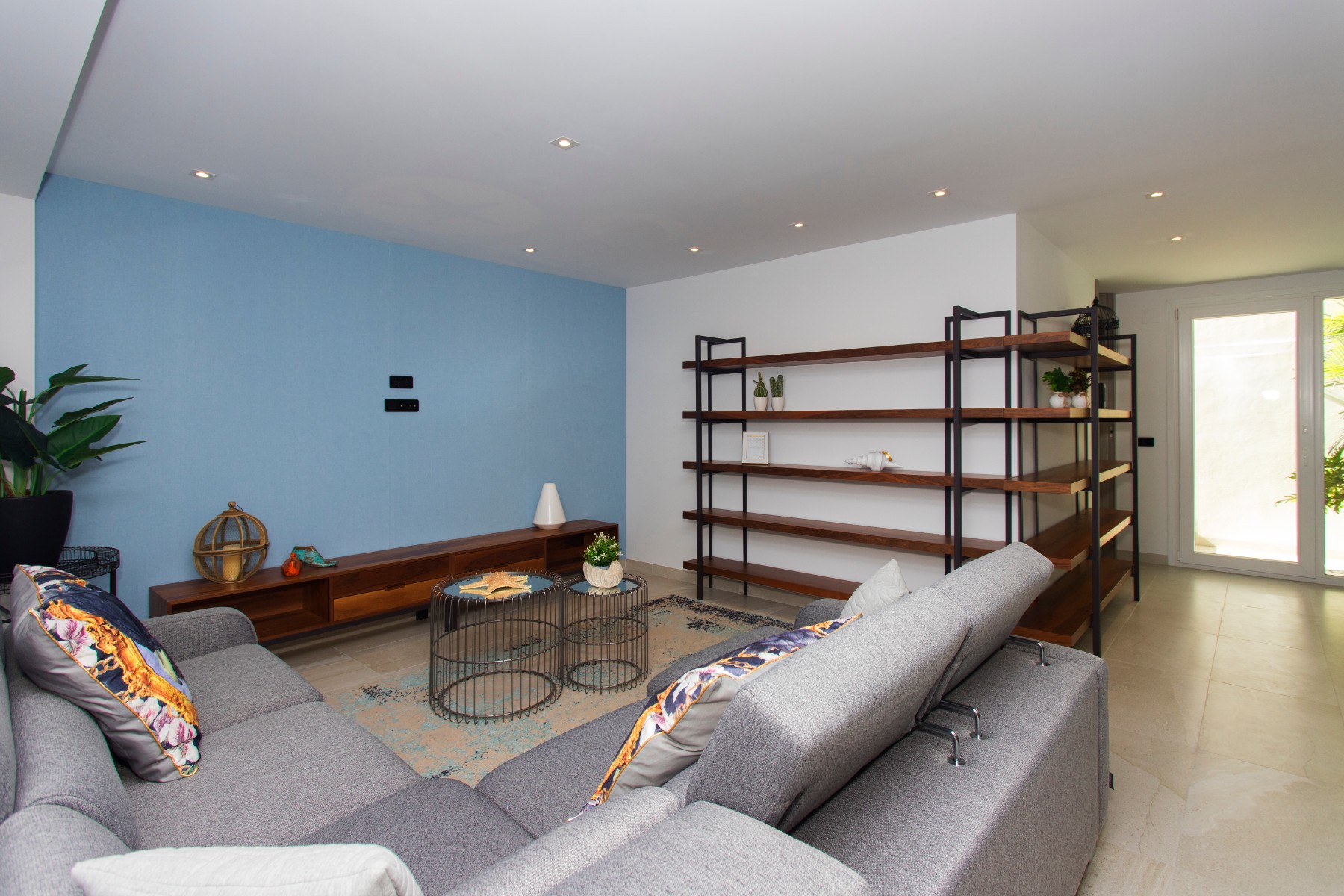 o_1ekr9im0ortq1thnlm84791qj939