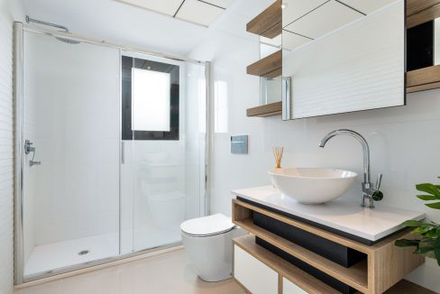 o_1el0ibfvf1muu1tpn1iqd1hq8141922