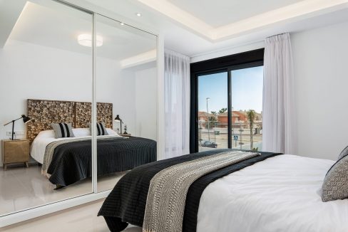 o_1el0kuns33cj8o415847aq1fqu1u