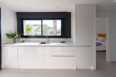 o_1el56jhh0amo5vt13f0110s1ce529