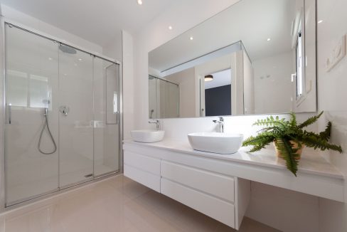 o_1el5k7ue4kr05l415sgd243ii1s