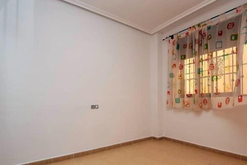 o_1el6d9ahc1jqfrgo39v1egm1e1l5q