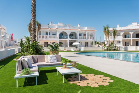 o_1elacn8mksmq19r1j531bkhjug2g