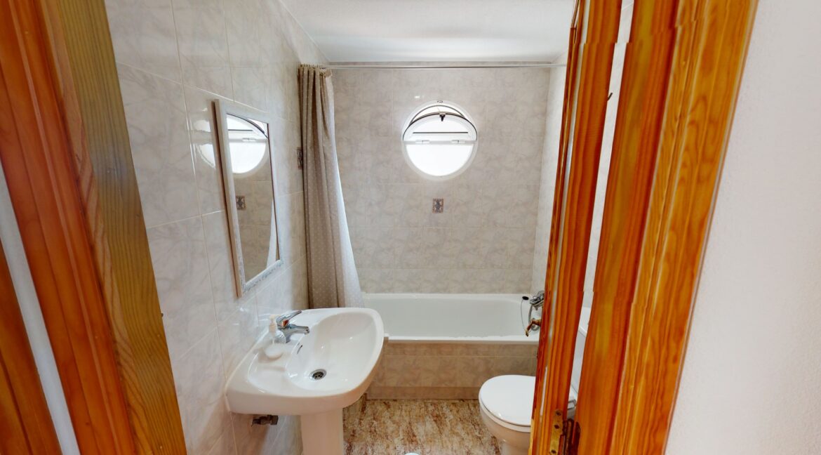 o_1elhvedco7b7ck9upi115grqu1u