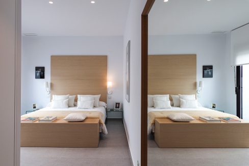 o_1ell7i6t61di11j5t1upbuv3tmi3e