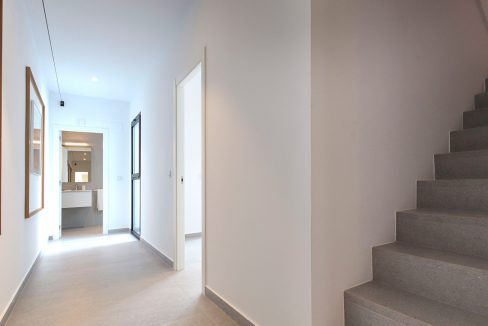 o_1ell7i6t61di9iin3351uln14hq3c