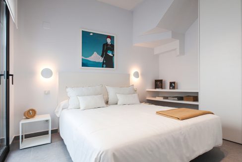 o_1ell7i6t71bimqtieja6vt1int3m