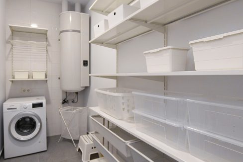 o_1ell7i6t71htr1em017881mlqrco3s