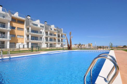 o_1em9oeofi1ti5128tskej60k1a1j