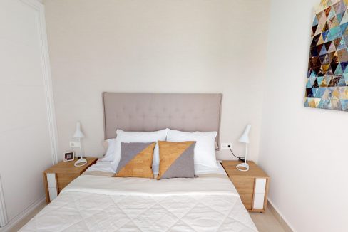 o_1emra7nhv1rkr19fsidq1q1c0034