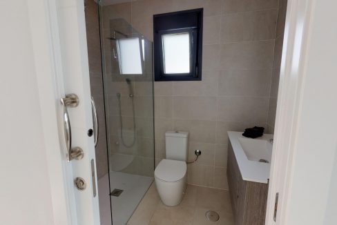 o_1emra7ni0qgq2uvdps1aktt7c37