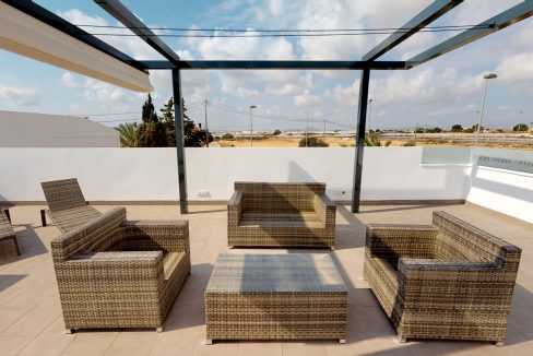 o_1emra7ni3d0n8kvtvq10hk8jt3d