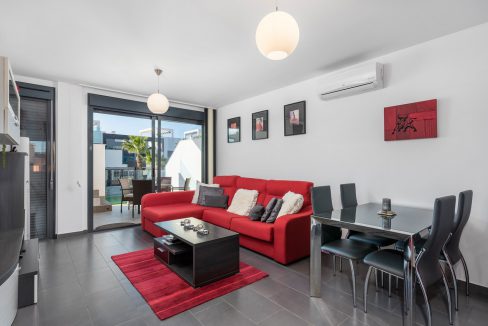 o_1emtm7no91tc71be2fg31sbu1a692e