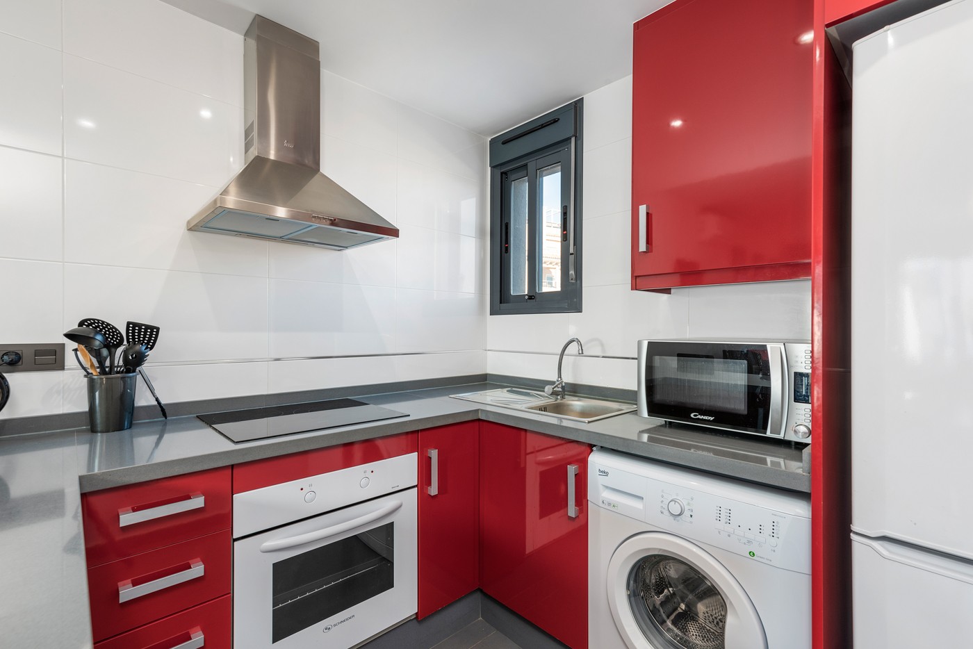 o_1emtm7noa1v8kiq4o11s8516rf2j