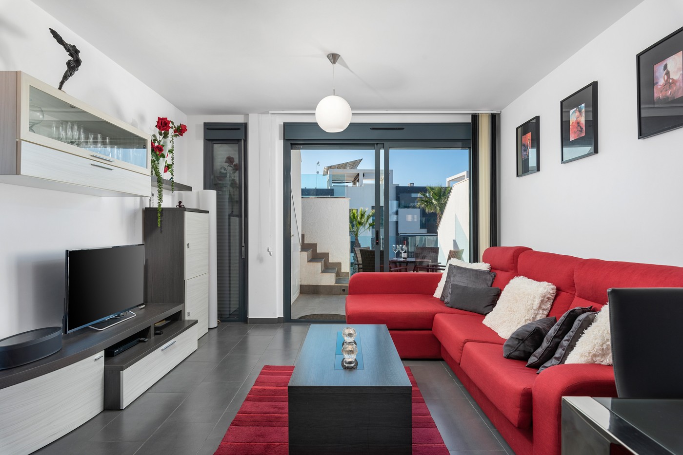 o_1emtm7noajl21bjt1j5odpmu4h2g