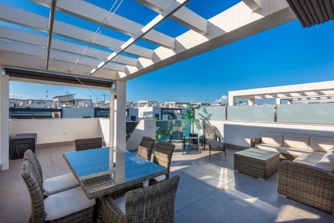 o_1emtm7nob1o1rh9j10j0aai1ja42u