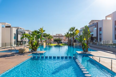 o_1emtm7nob1o3c14l01m4o3as155t2p