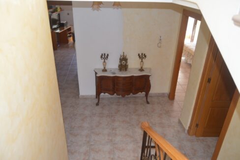 o_1enc09b0q1jumobhafcu4n1j2c3o