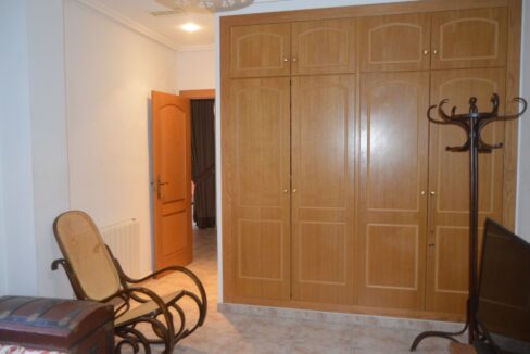 o_1enc09b0ticn13ki1bik1rhustd4j