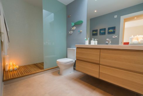 o_1ente7pdgr8o1icb1c0h1uoc1v6432