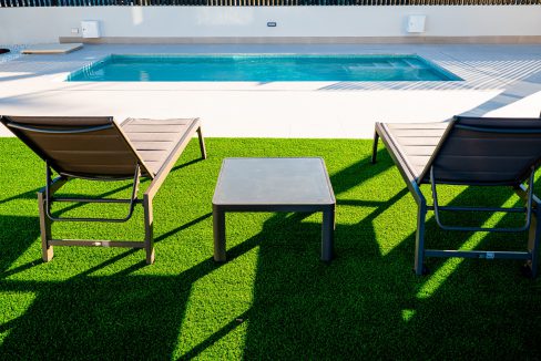 o_1envd669u15ki16cj12kfv3i138m37