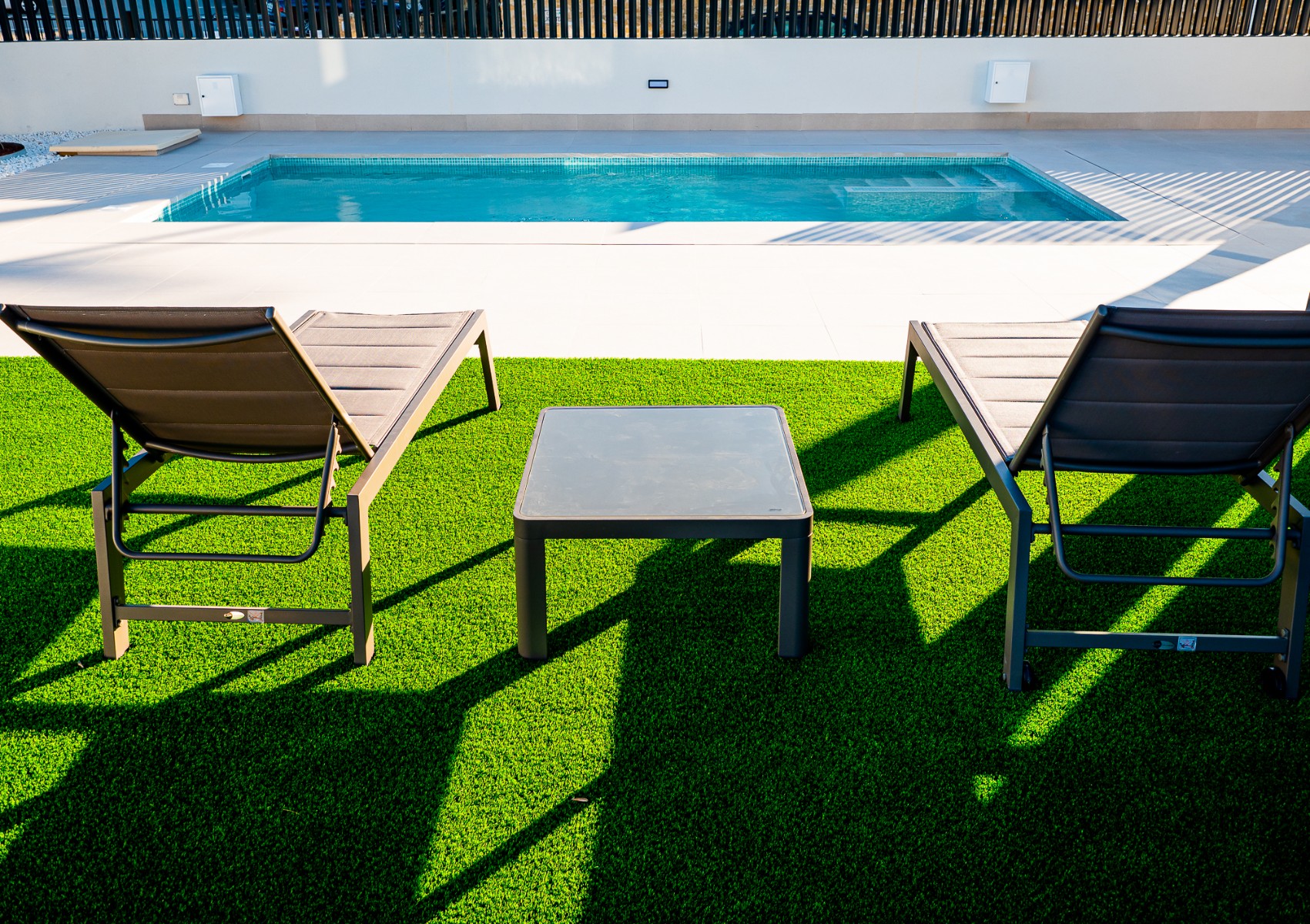 o_1envd669u15ki16cj12kfv3i138m37