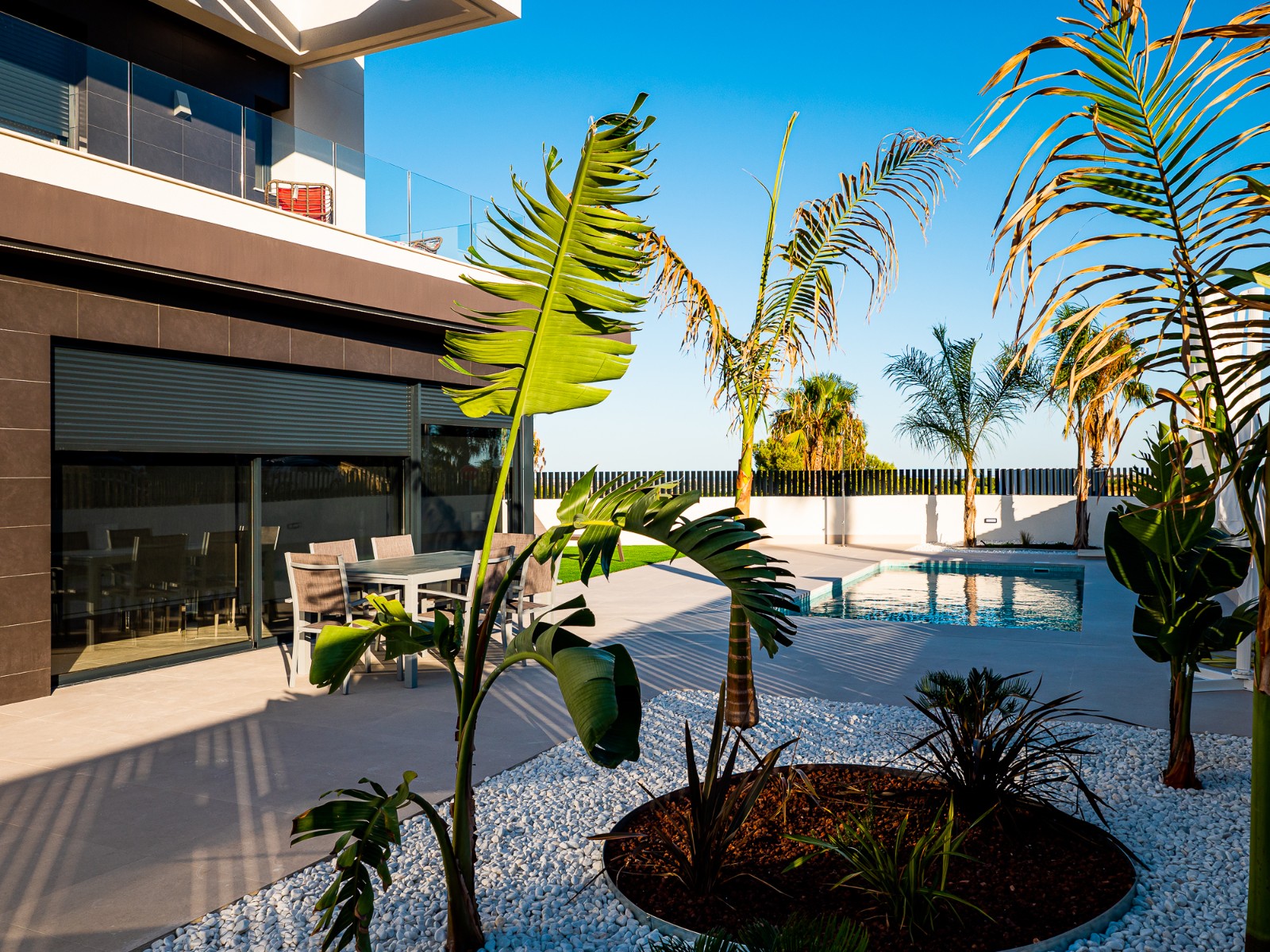 o_1envd669u16pjtqdf618fvnio3b