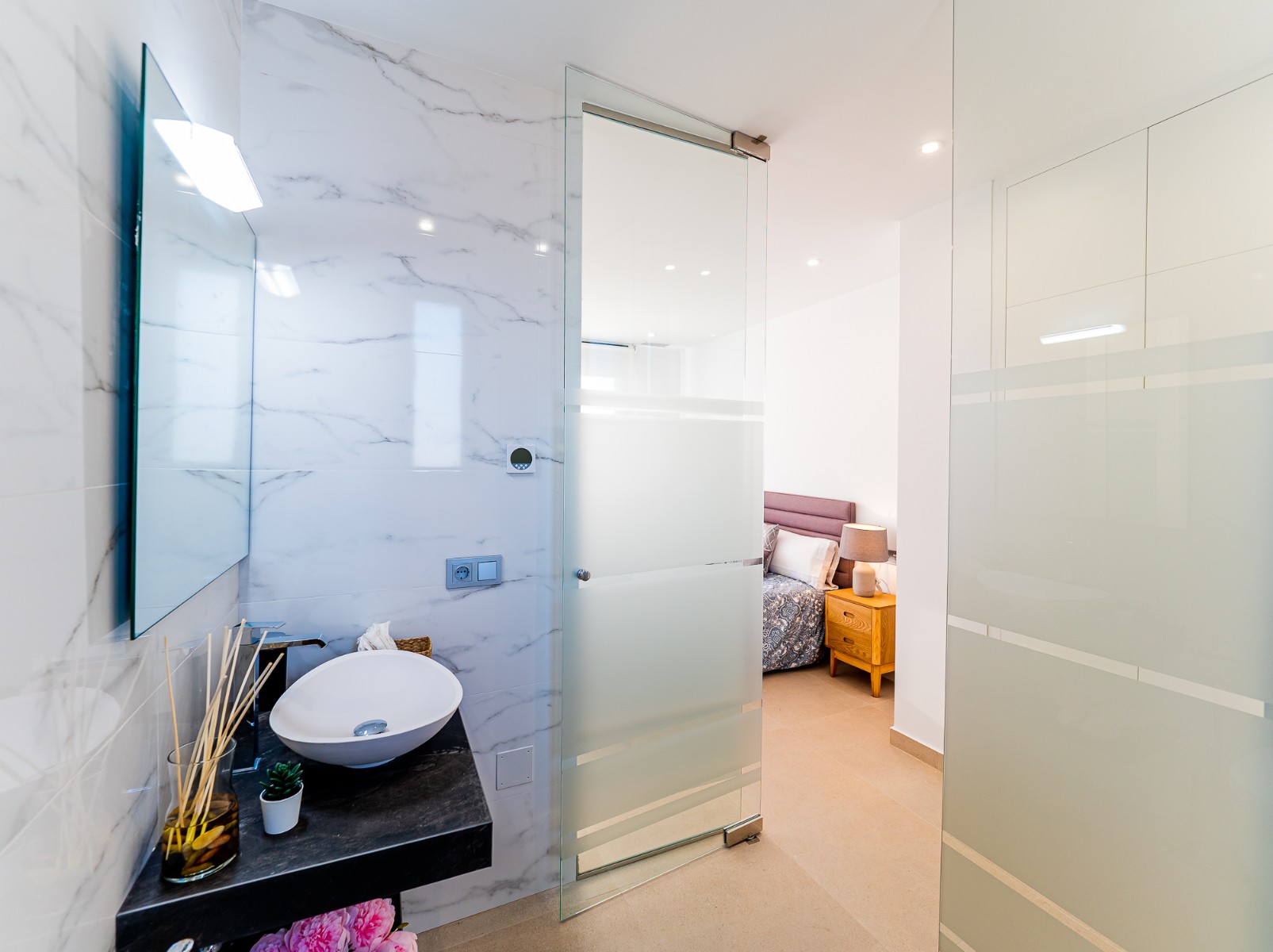 o_1envd66a11i601ig02mc1igh1t563t