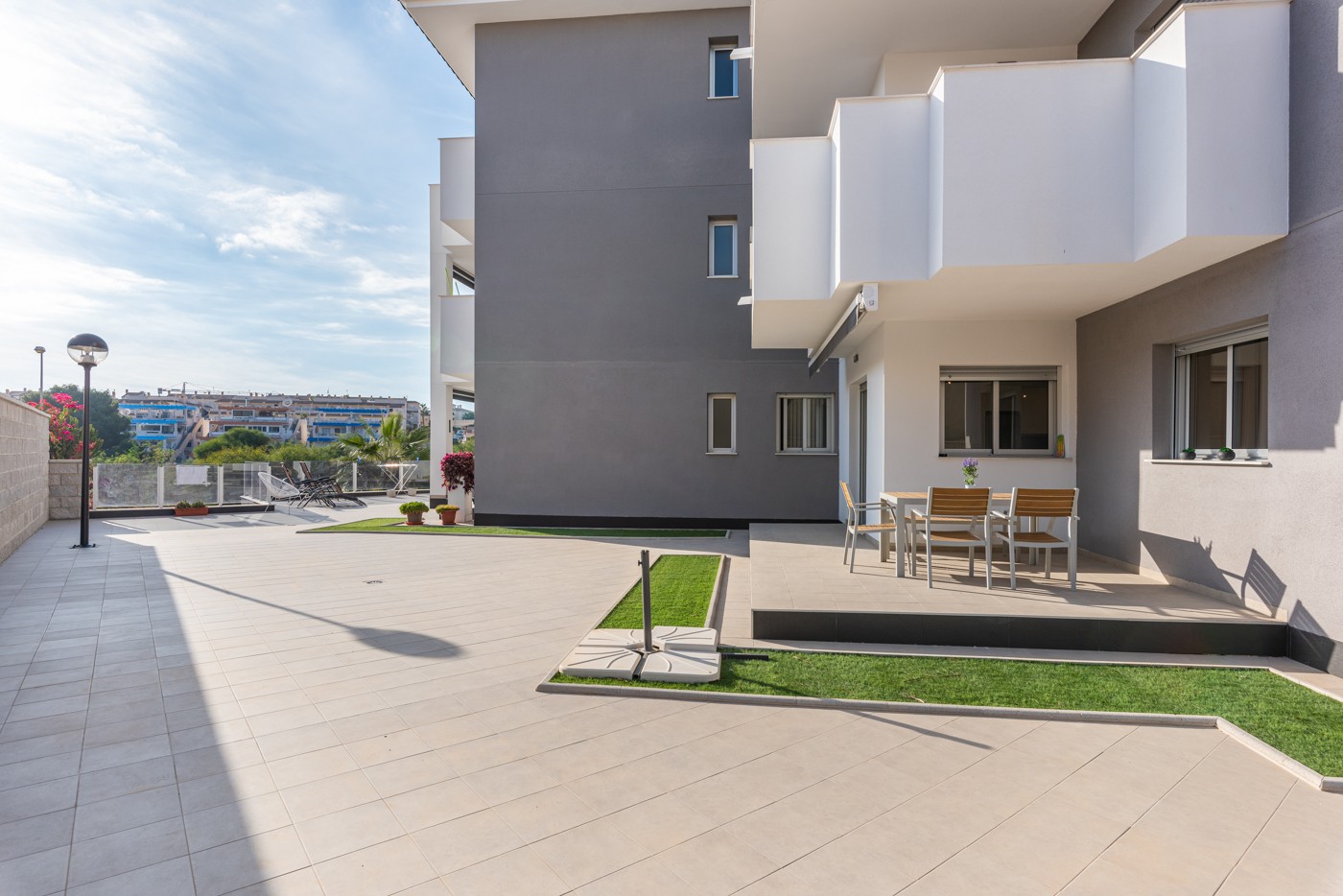 o_1envu02qn1o2d1hvj86n12oh1lst28