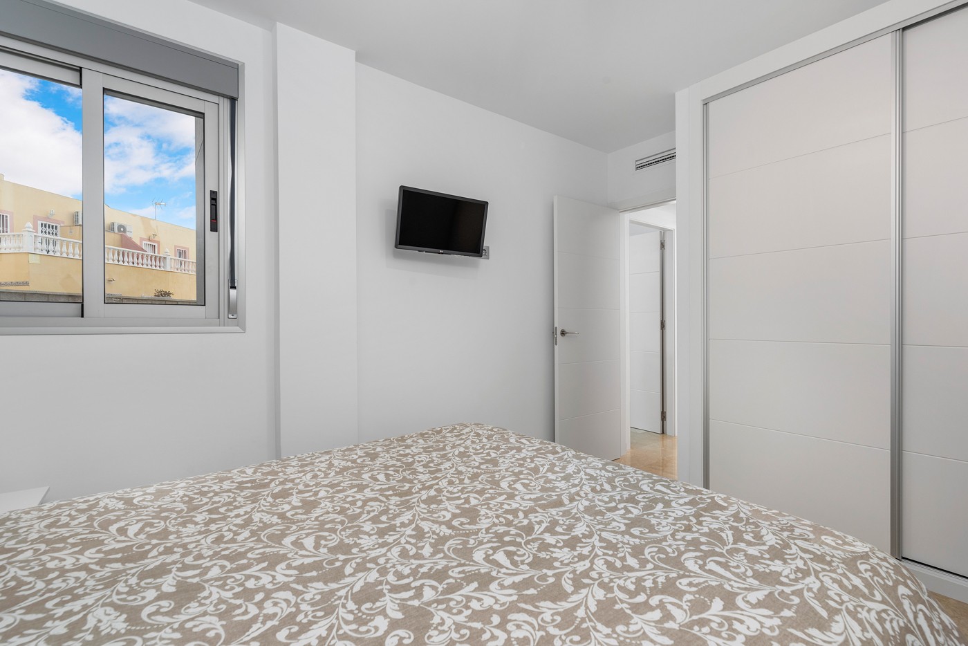 o_1envu02qqesl7hlu2h1ura87f2q