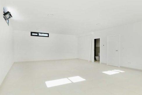 o_1eoumnh9r1iktam14jo15c7at4j