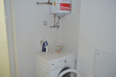 o_1ep47gncjnqvtj21mgj195j94m