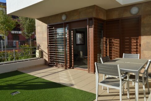 o_1epemjuf71hgr1epm2p4ofi1eoj1t