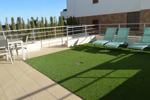 o_1epemjuf71t271k3fjdtp3u3v22