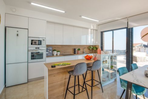 o_1eplekq1e1nqc1a04poj1mo21vb1t