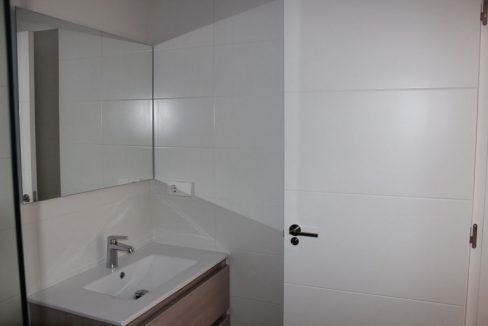 o_1epm0mvdk6abb2ob6v7301hdh1r