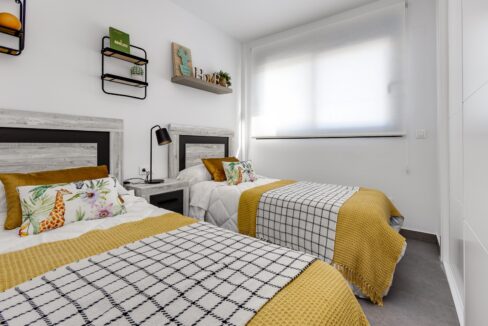 o_1eq2ibc9s12tq1hb614k177sif3i