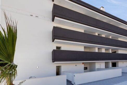 o_1eq2ibc9t1mj27k219rnjj81ip73q