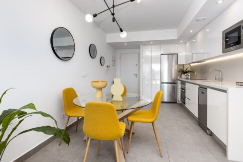 o_1eq2jnis41qgh1hn216anbjc1siu32