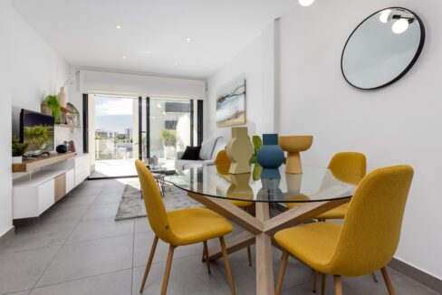 o_1eq2jnis51rrganh1qccg2ibl739