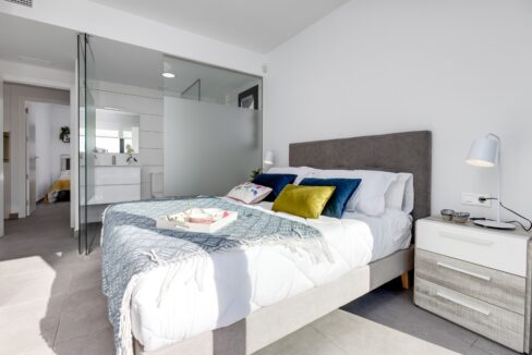 o_1eq2jnis5360his1f5h7kq15ct3g