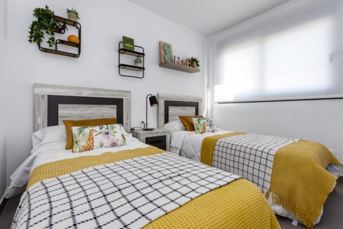 o_1eq2jnis616qq1cu5620l74l823n