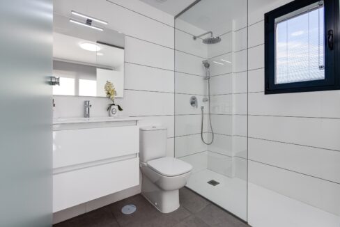 o_1eq2jnis61o181i471g5iob4kc43j