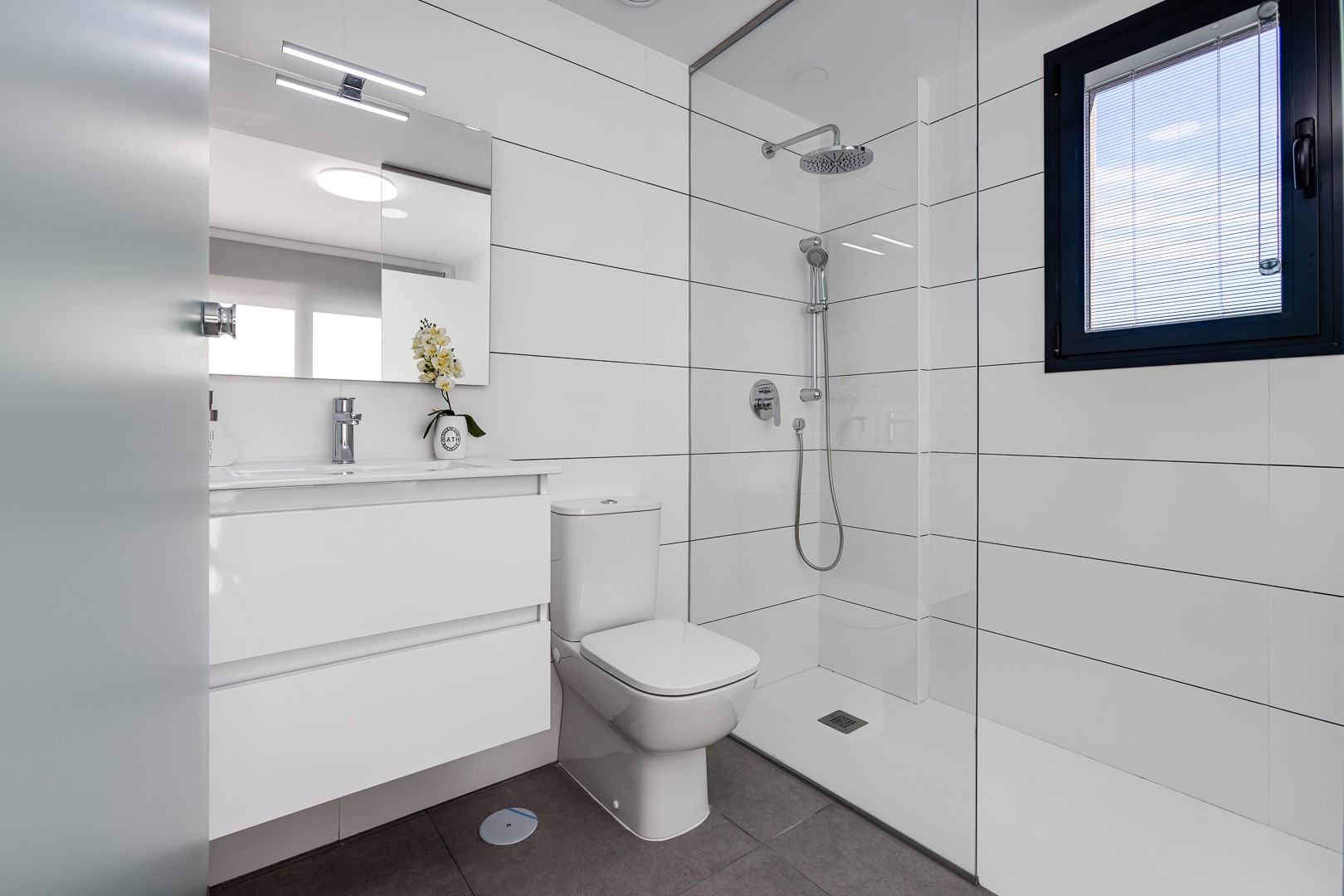 o_1eq2jnis61o181i471g5iob4kc43j