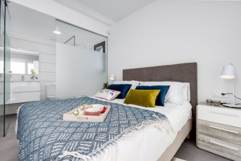 o_1eq2jnis67mk5o4v4vv4k1fet3h