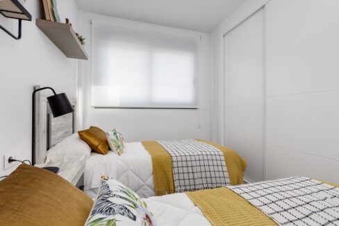 o_1eq2jnis6tqi1si61rlgi4v1v453o